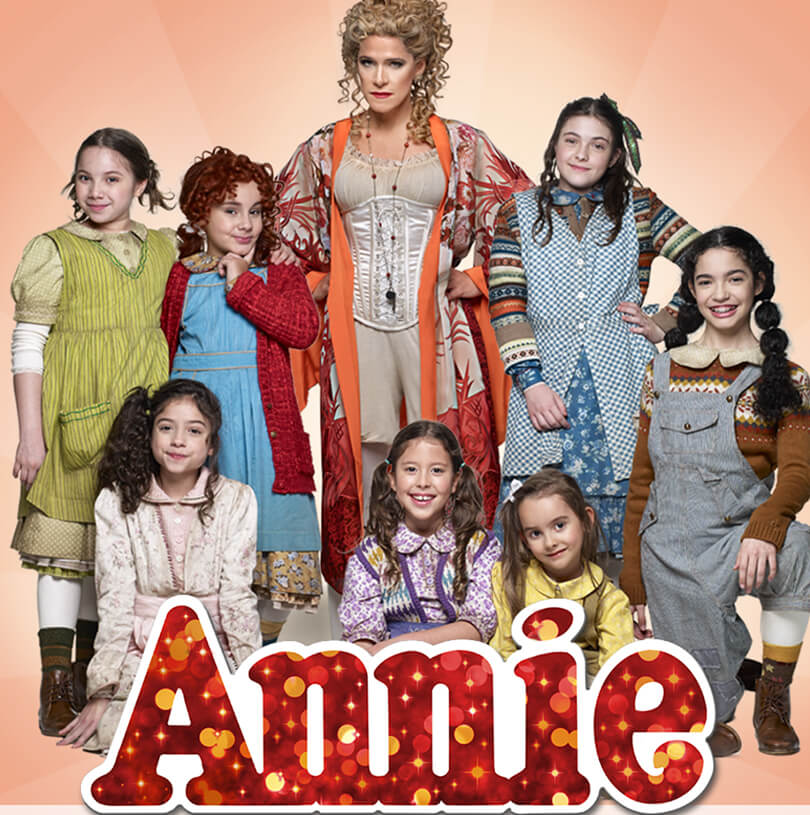 Costura de Cenário do Musical Annie